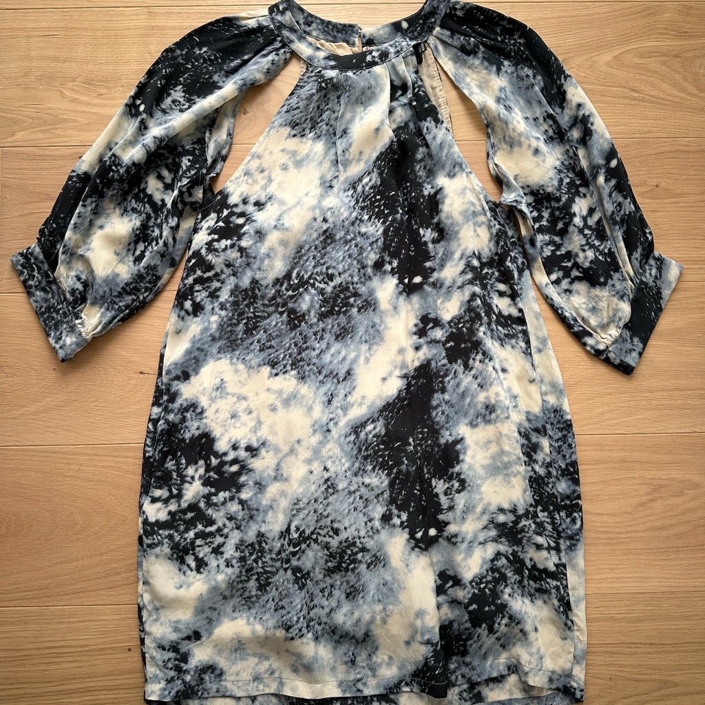 Euc Size 6 Shakuhachi Silk Cutout Dress
